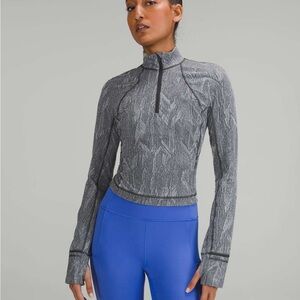 Lululemon Athletica Gray Patterned Long Sleeve Top